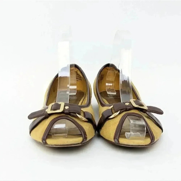 Diba Gold and Brown Peep-Toe Flats - 7.5 - Picture 3 of 9